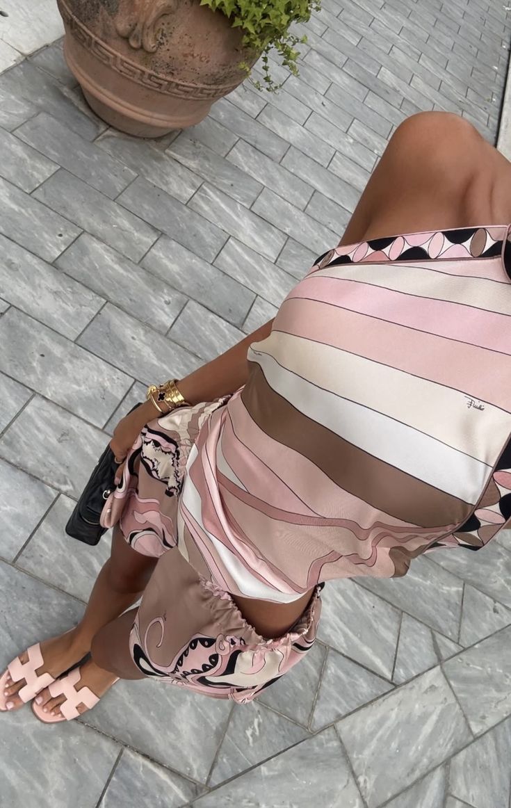 Shop the look editorial