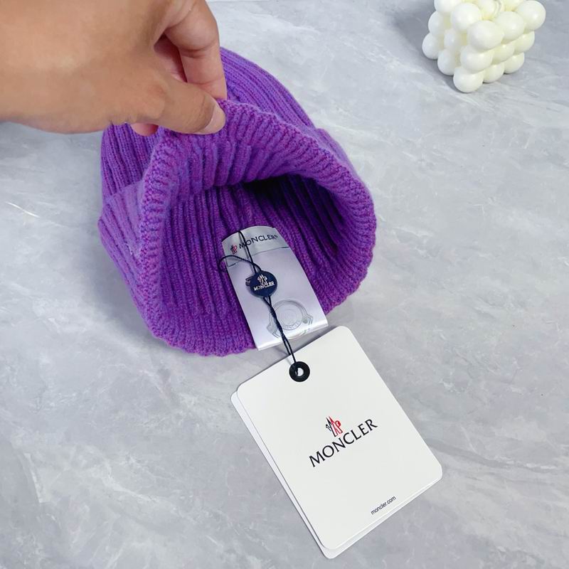 Classic Ribbed Beanie Hat