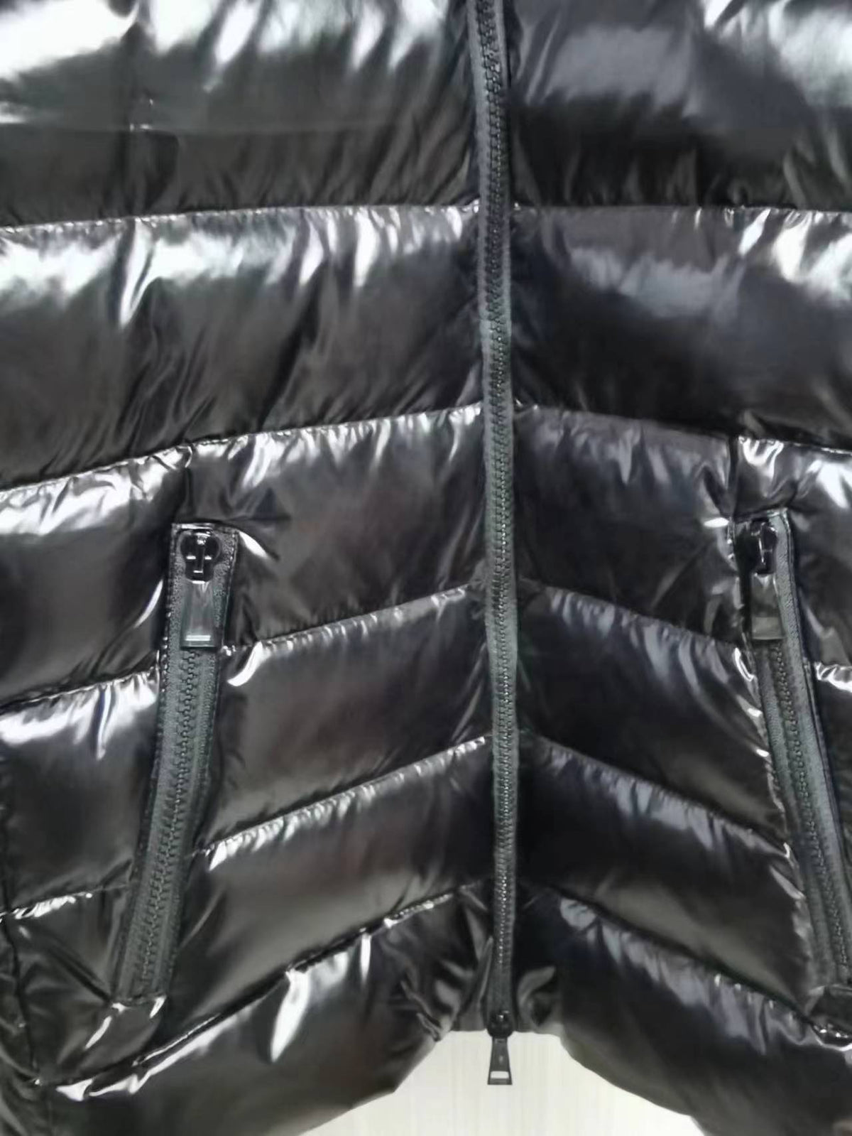 90% DUCK Hooded Down Puffer Jacket