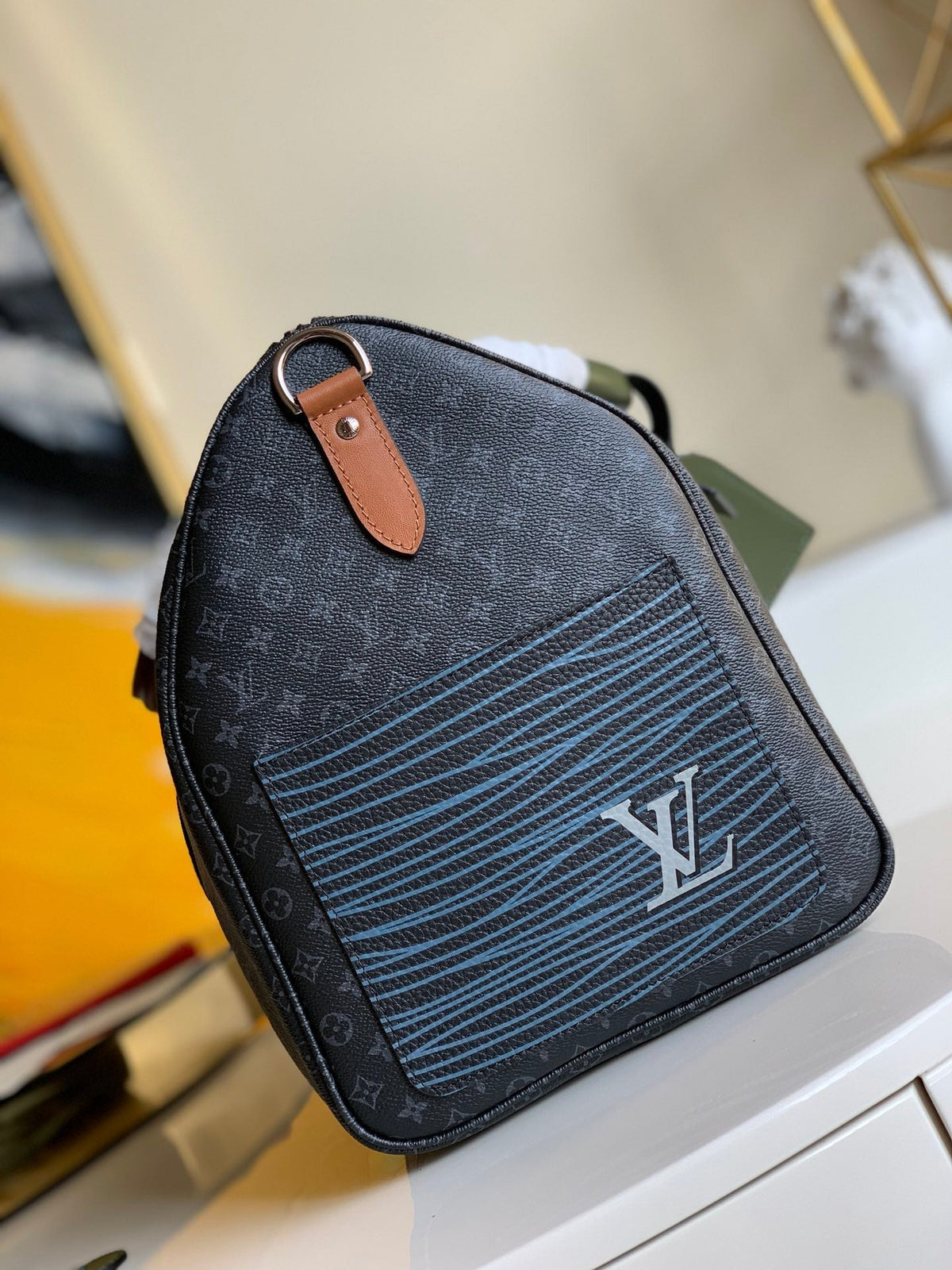 Keepall Bandoulière Travel Bag
