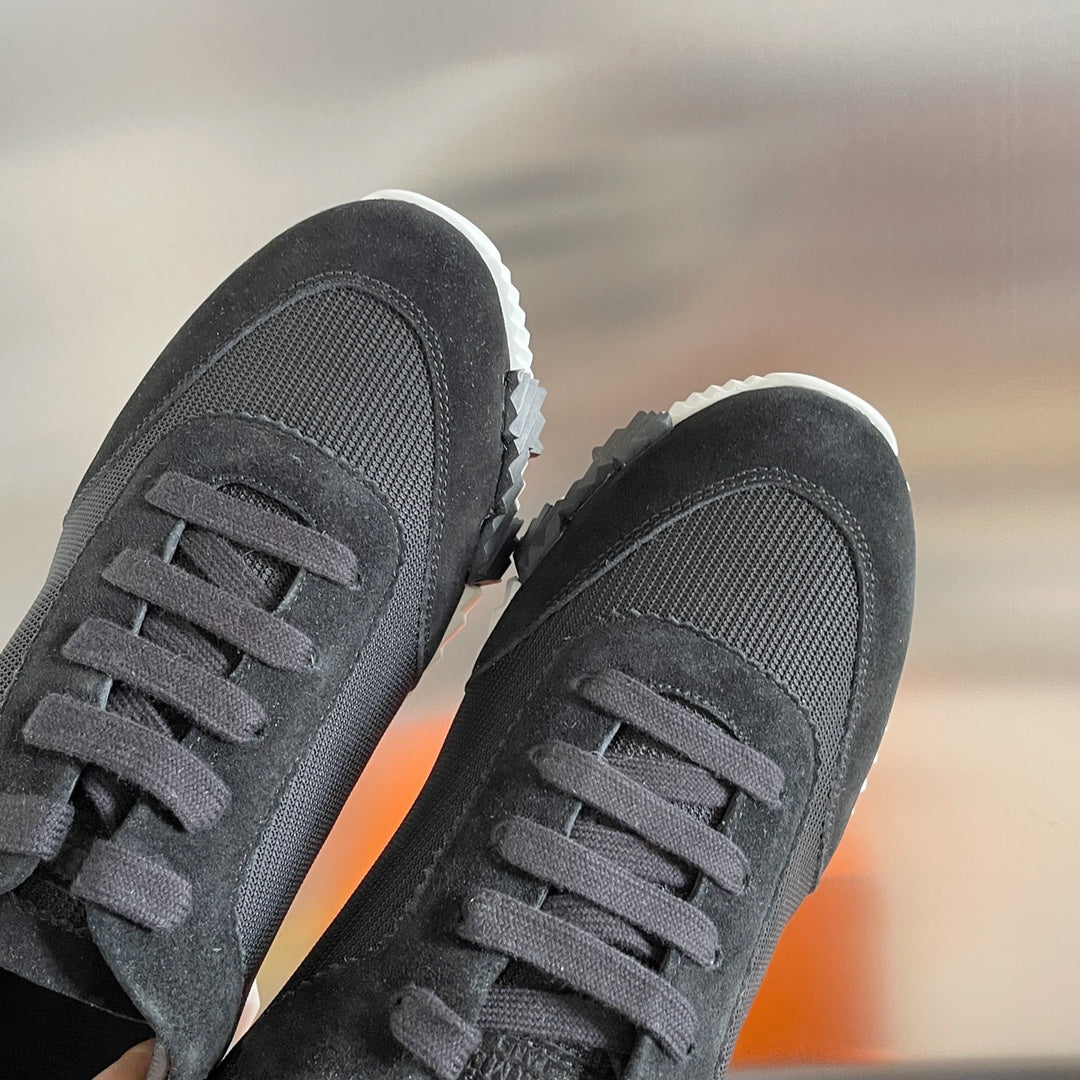 Men’s Casual Sneakers