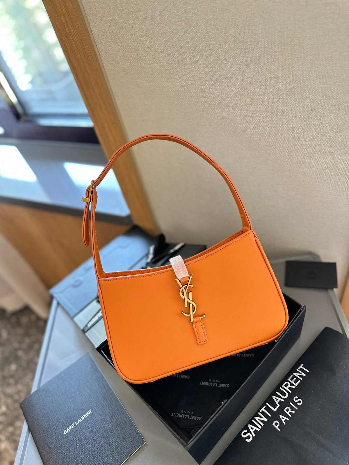 Shoulder Bag – Minimal Edition